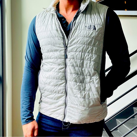 The North Face Other - NORTH FACE PACKABLE PUFFER VEST - Silver Flashdry